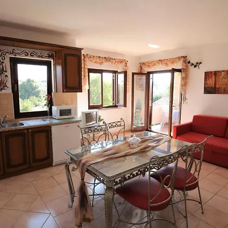 Linet 6- By Interhome Apartamento