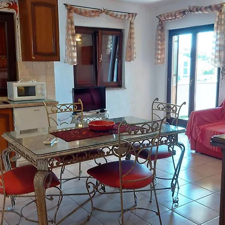Linet 6- By Interhome * Funtana
