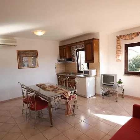 Linet 6- By Interhome Apartamento