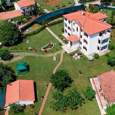 Linet 6- By Interhome Apartman