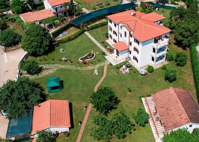 Linet 6- By Interhome Apartman