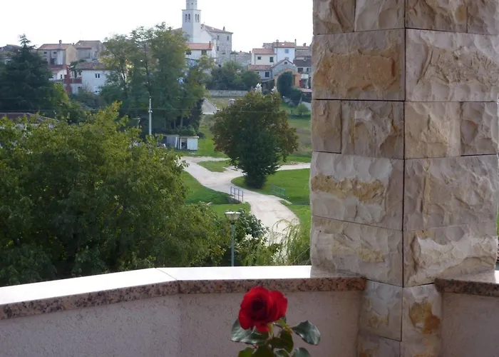 Linet 6- By Interhome