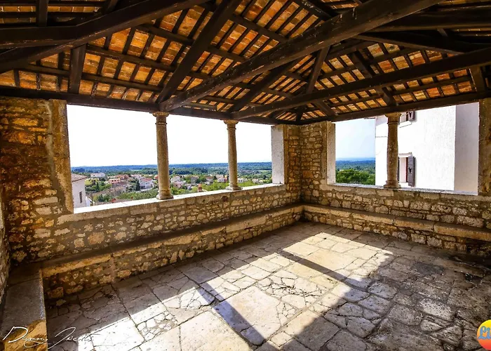 Linet 6- By Interhome